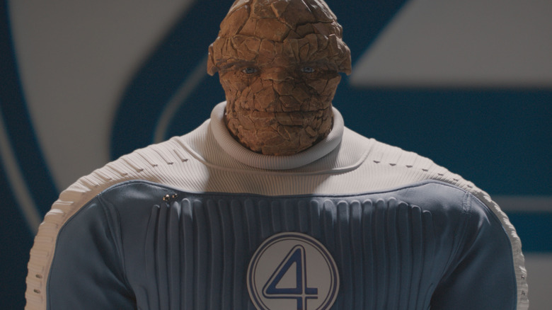 Un gros plan d'Ebon Moss-Bachrach comme la chose dans son costume dans les Fantastic Four: First Steps