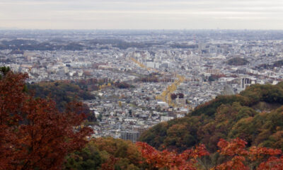 La montagne la plus populaire de Tokyo propose divers sentiers de randonnée avec des vues panoramiques