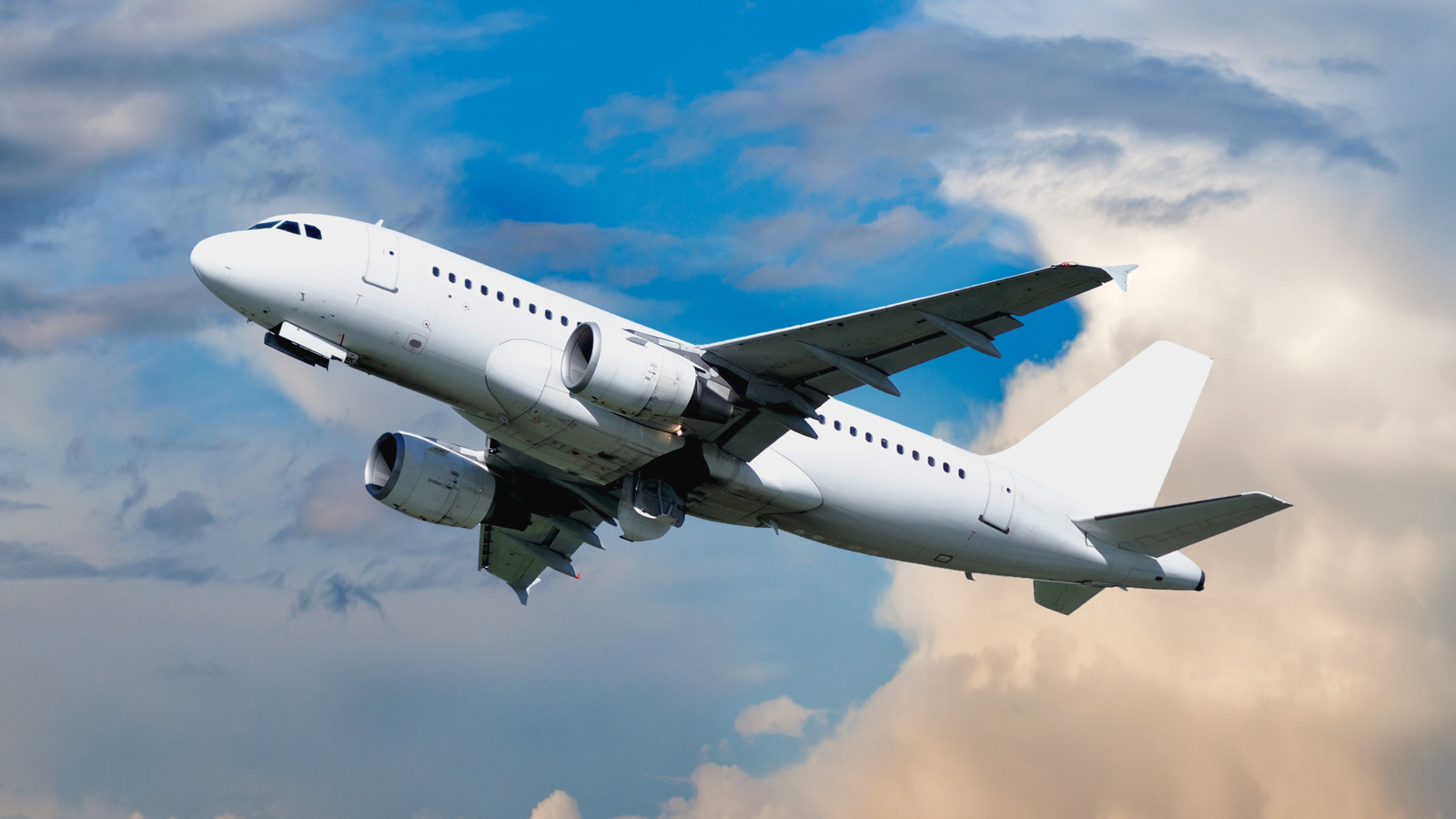 Pourquoi les avions ne volent pas en ligne droite sur une carte