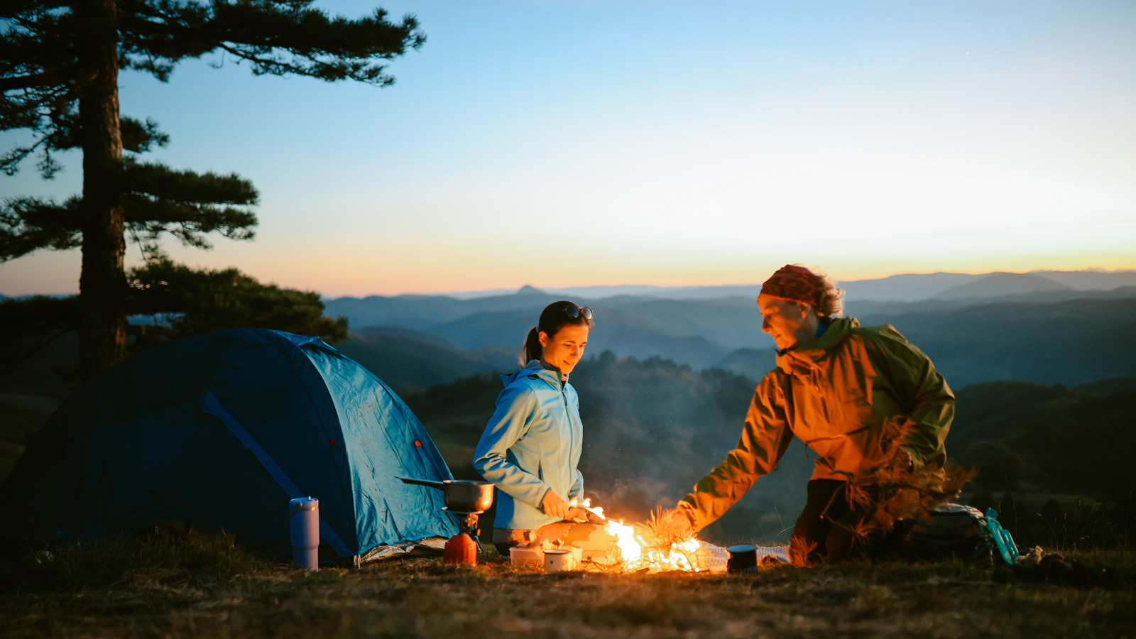 Les campeurs chevronnés ne jurent que par cet équipement de haute qualité pour les aventures extérieures toutes temps