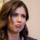 Kristi Noem tenait que les gens parlaient pour toutes les mauvaises raisons