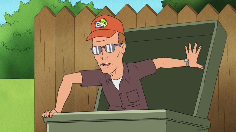 Dale Gribble sortant d'une poubelle sur le roi de la colline