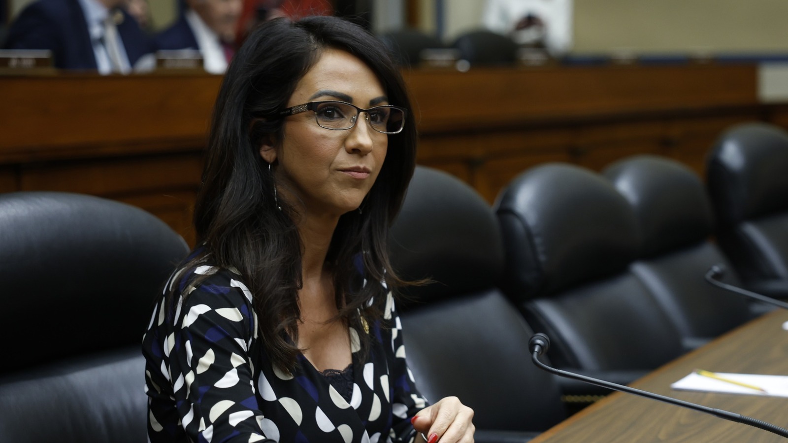 7 fois, Lauren Boebert portait des tenues épicées pour travailler