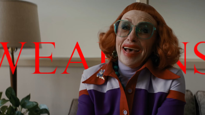 Gladys a un rire dans les armes