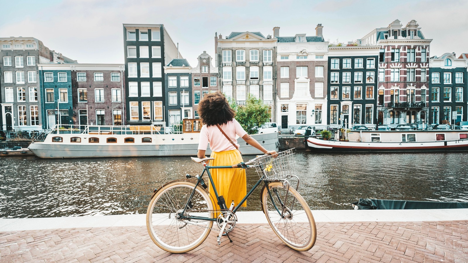 Pourquoi les voyageurs en solo féminines ne veulent peut-être pas trop budgétiser lors de la planification des voyages