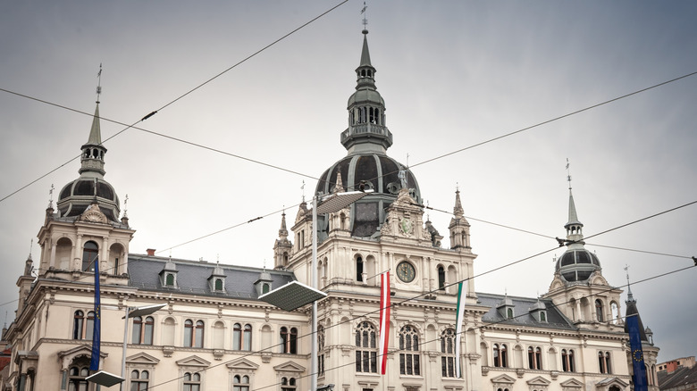 FACADE AVANT DE LA NEO-RENAISSANCE Grazer Rathaus sur Hauptplatz, Graz
