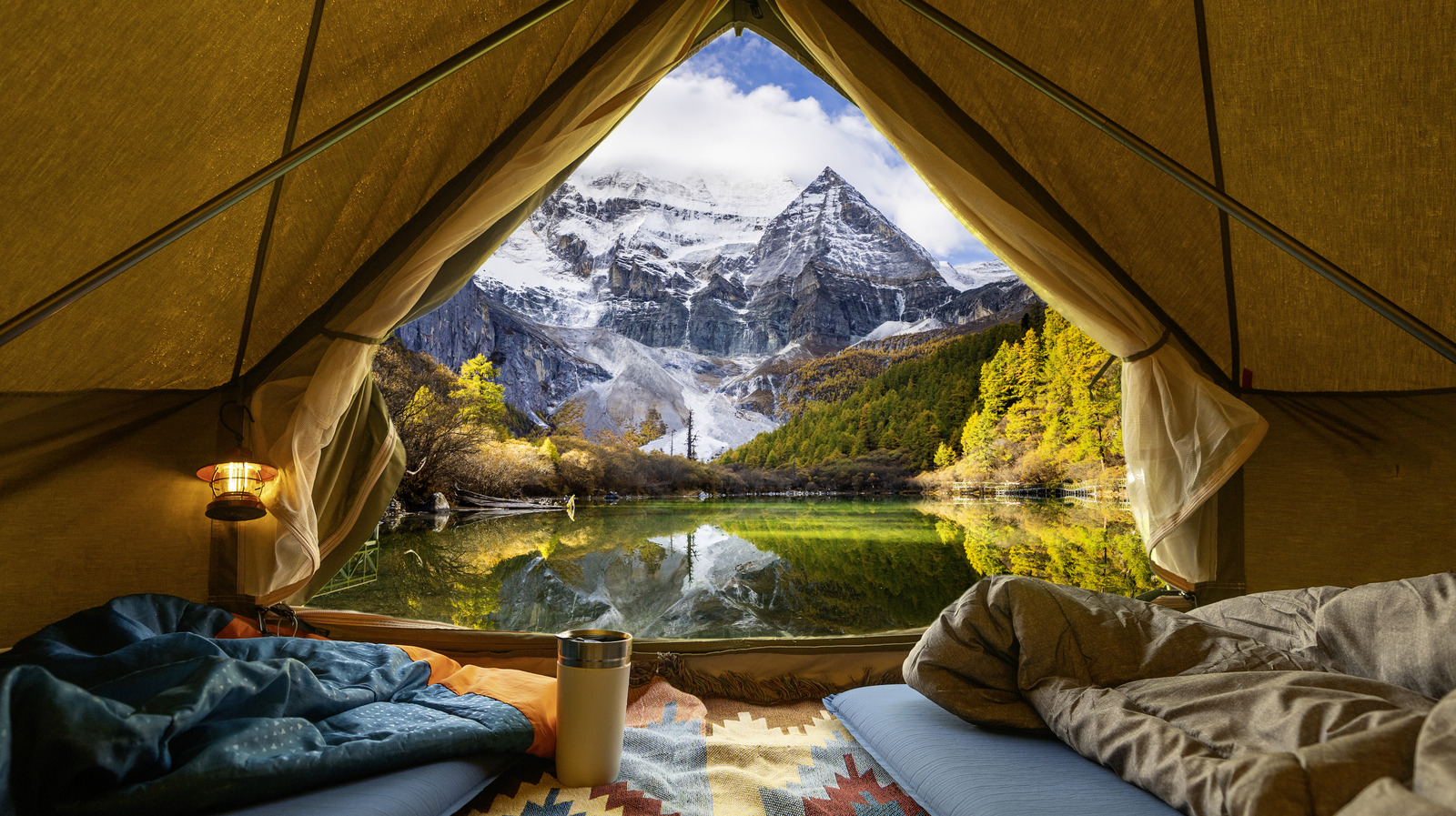 Ce brillant hack de camping est une mise à niveau de la literie digne du battage médiatique social