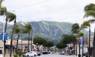 `` Last, Best Small Town '' du sud de la Californie a un centre-ville historique avec une vue sur la montagne