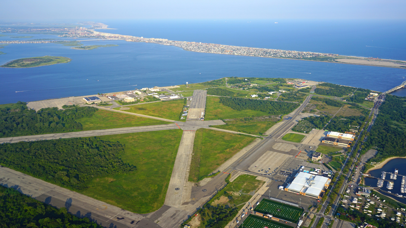 Cette zone de loisirs nationale historique était un aéroport populaire de New York