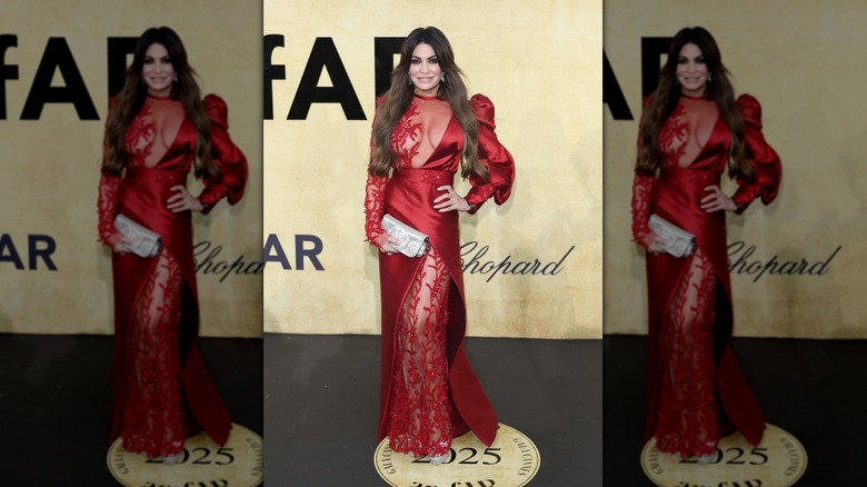 Kimberly Guilfoyle fréquente le gala AMFAR Cannes 2025