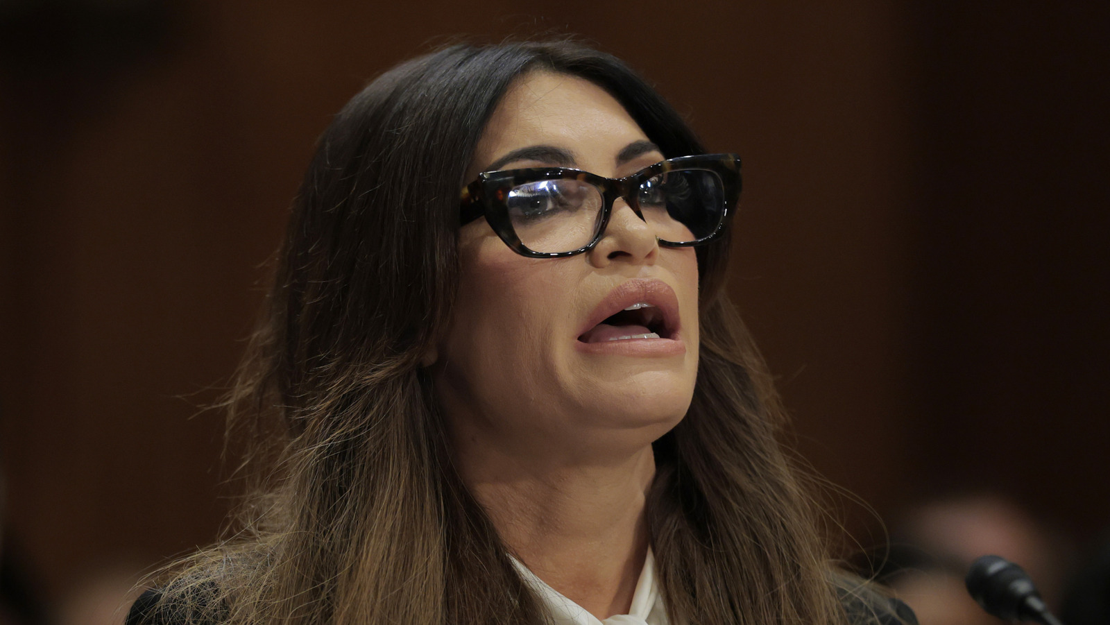 Kimberly Guilfoyle doit abandonner ces tendances de la mode et de la beauté de Cringey