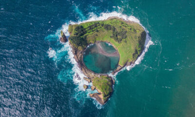 Que se passe-t-il lorsqu'un volcan éclate sous l'eau?
