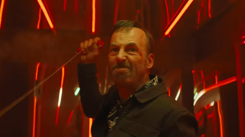 Hutch Mansell tirant un rip rot dans Nobody 2