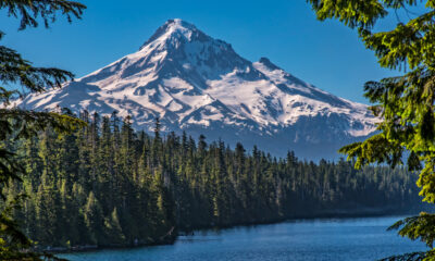L'Oregon's Scenic Lake Resort propose de superbes campings dans la forêt nationale du mont Hood