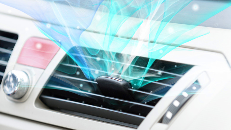 Concept de l'air frais qui souffle d'un évent de voiture