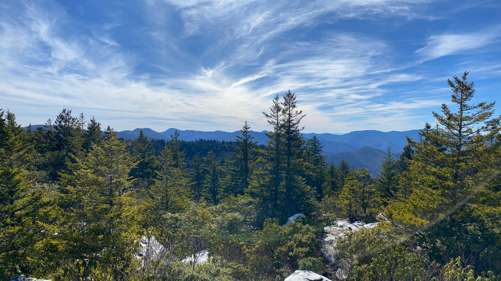 Ce désert dans les montagnes Blue Ridge de Caroline du Nord est idéal pour un voyage pittoresque