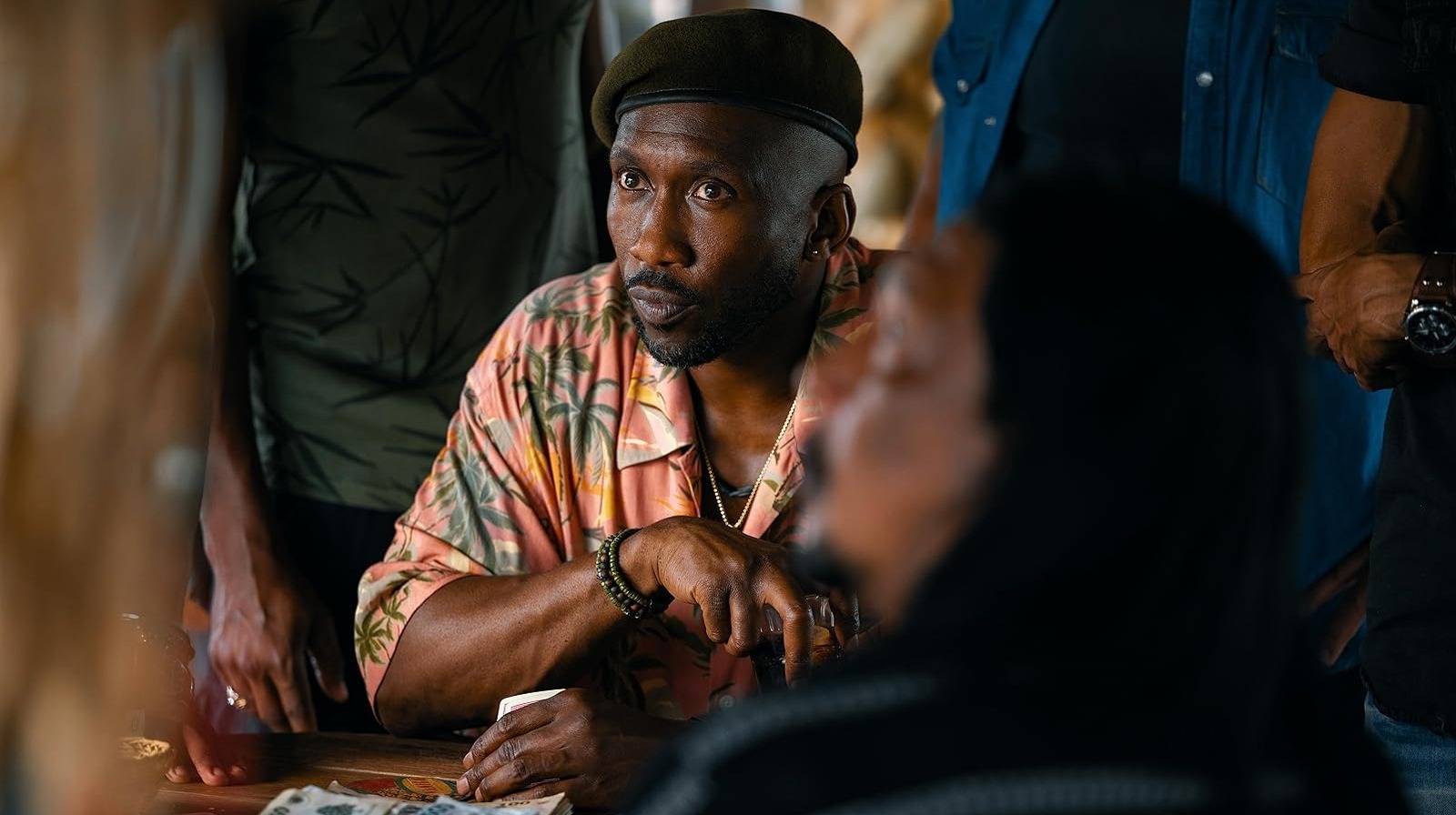 La lame de Mahershali Ali a été refondu pour cette série Marvel sur Disney Plus