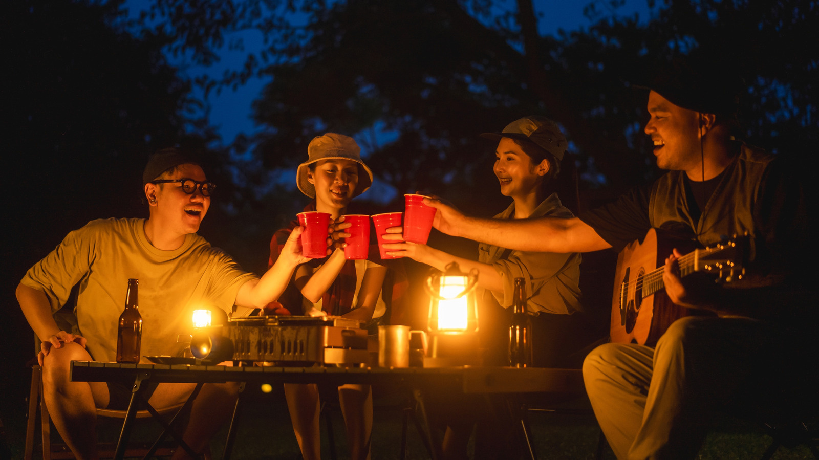 Ce piratage plus frais est une mise à niveau de camping bon marché pour voir facilement ce qu'il y a à l'intérieur la nuit