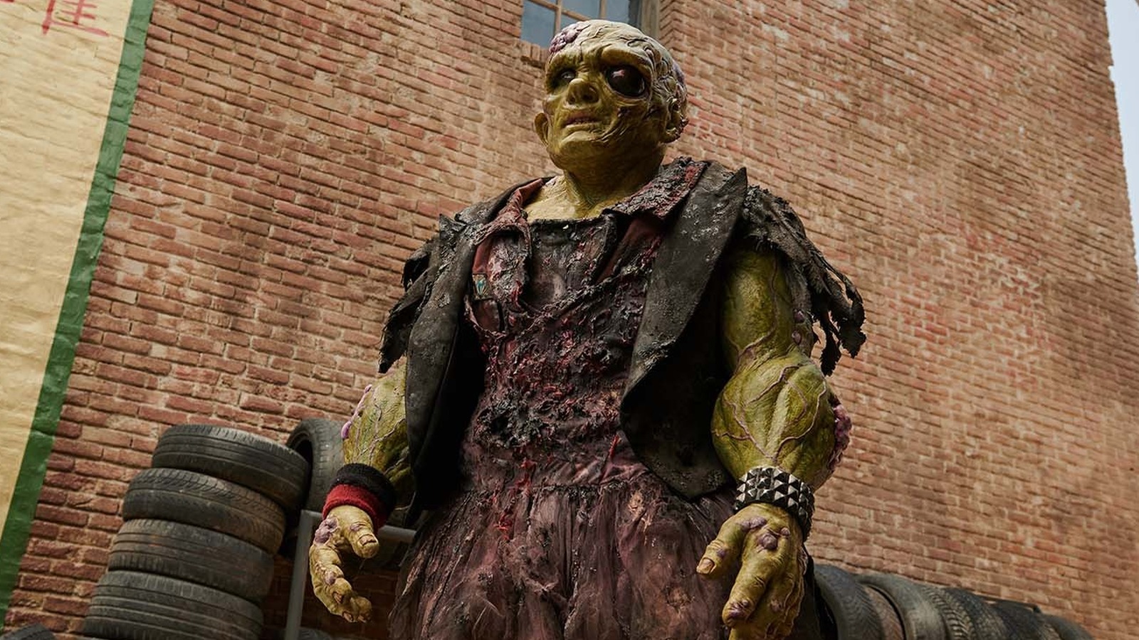 Pourquoi le Toxic Avenger mérite de gagner le box-office plus que tout autre film