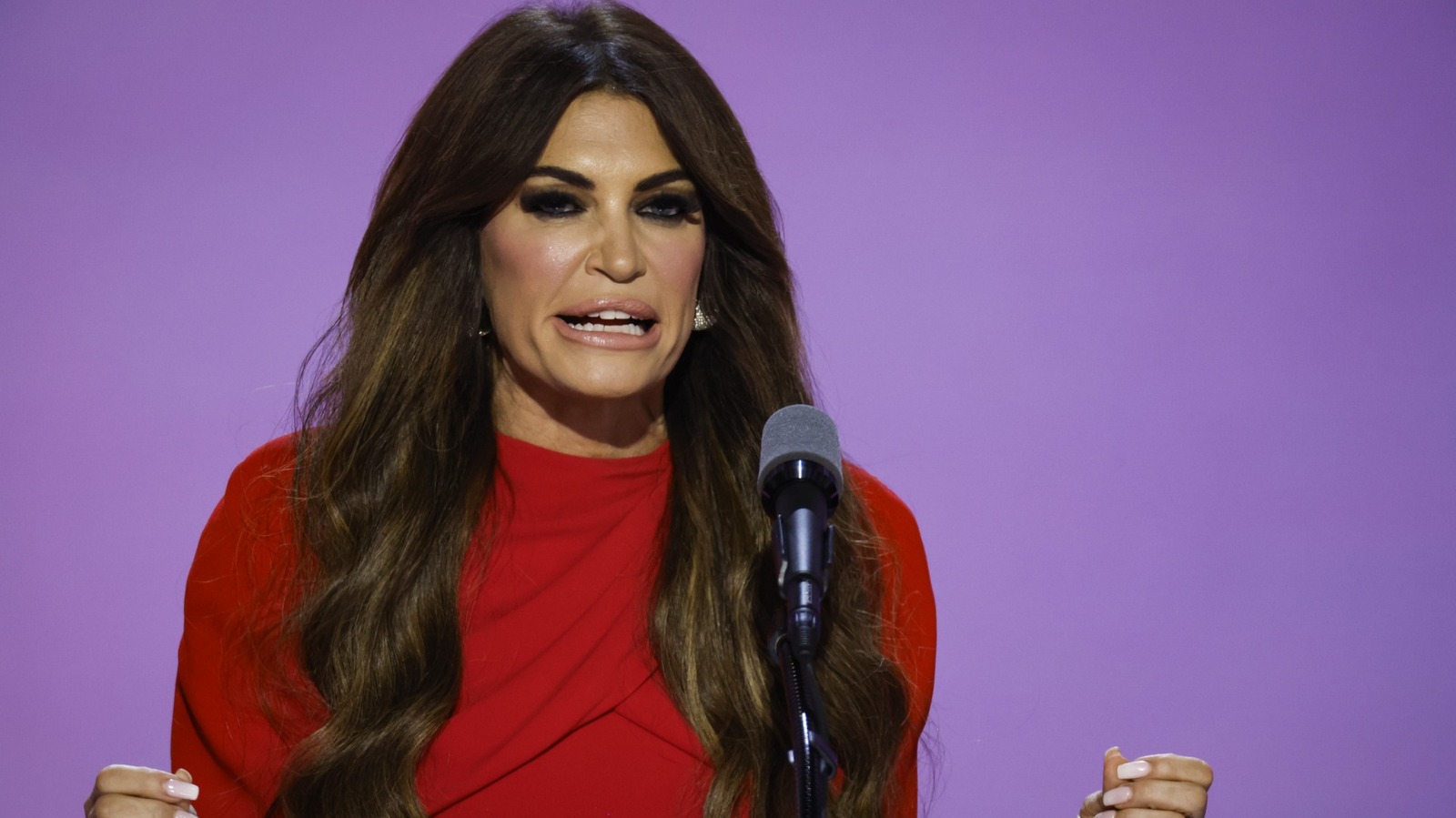 Kimberly Guilfoyle est presque méconnaissable sans ses extensions de cheveux de marque