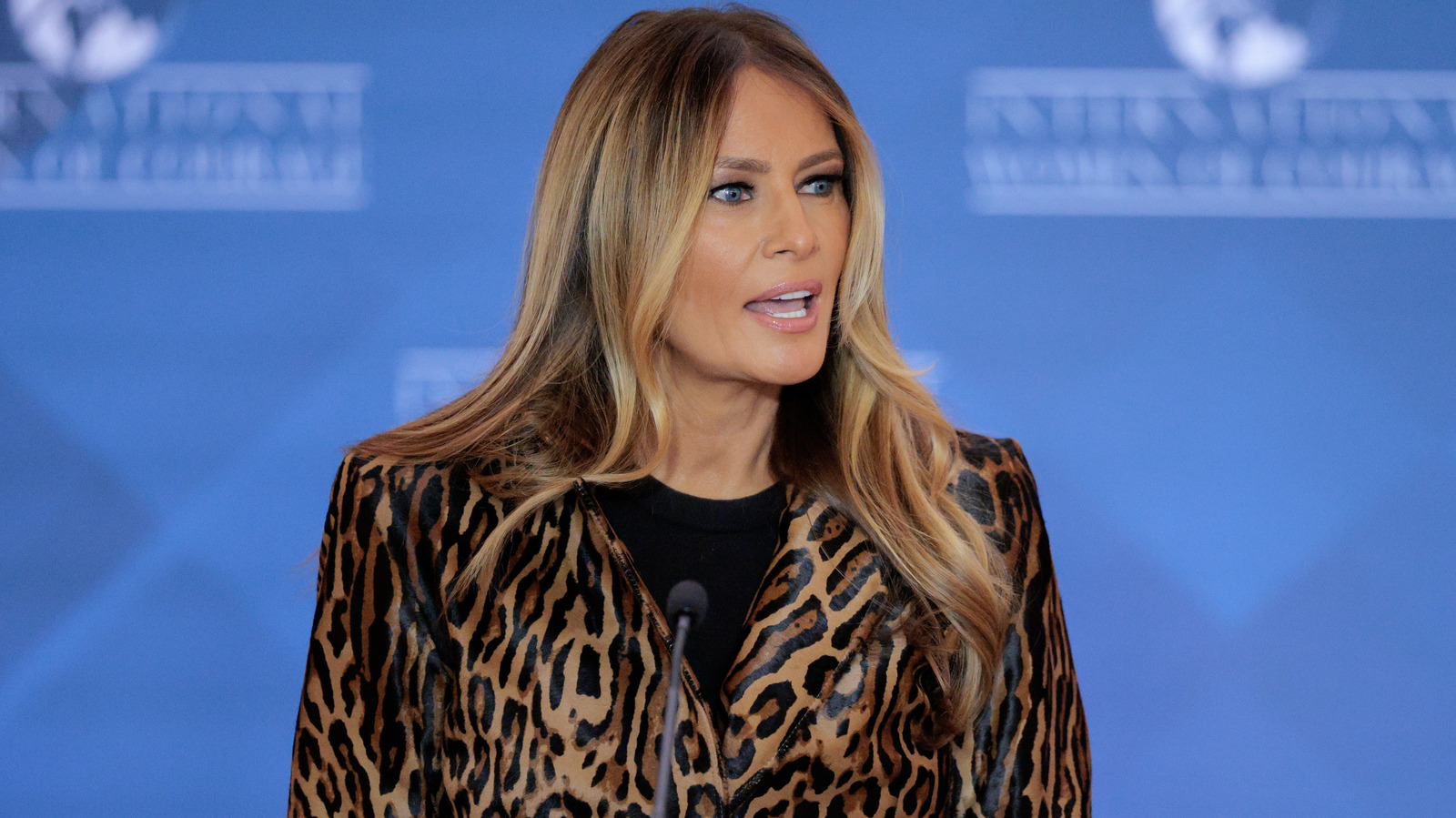 Nous avons demandé à un entraîneur personnel de peser sur la routine du régime alimentaire et de l'entraînement de Melania Trump