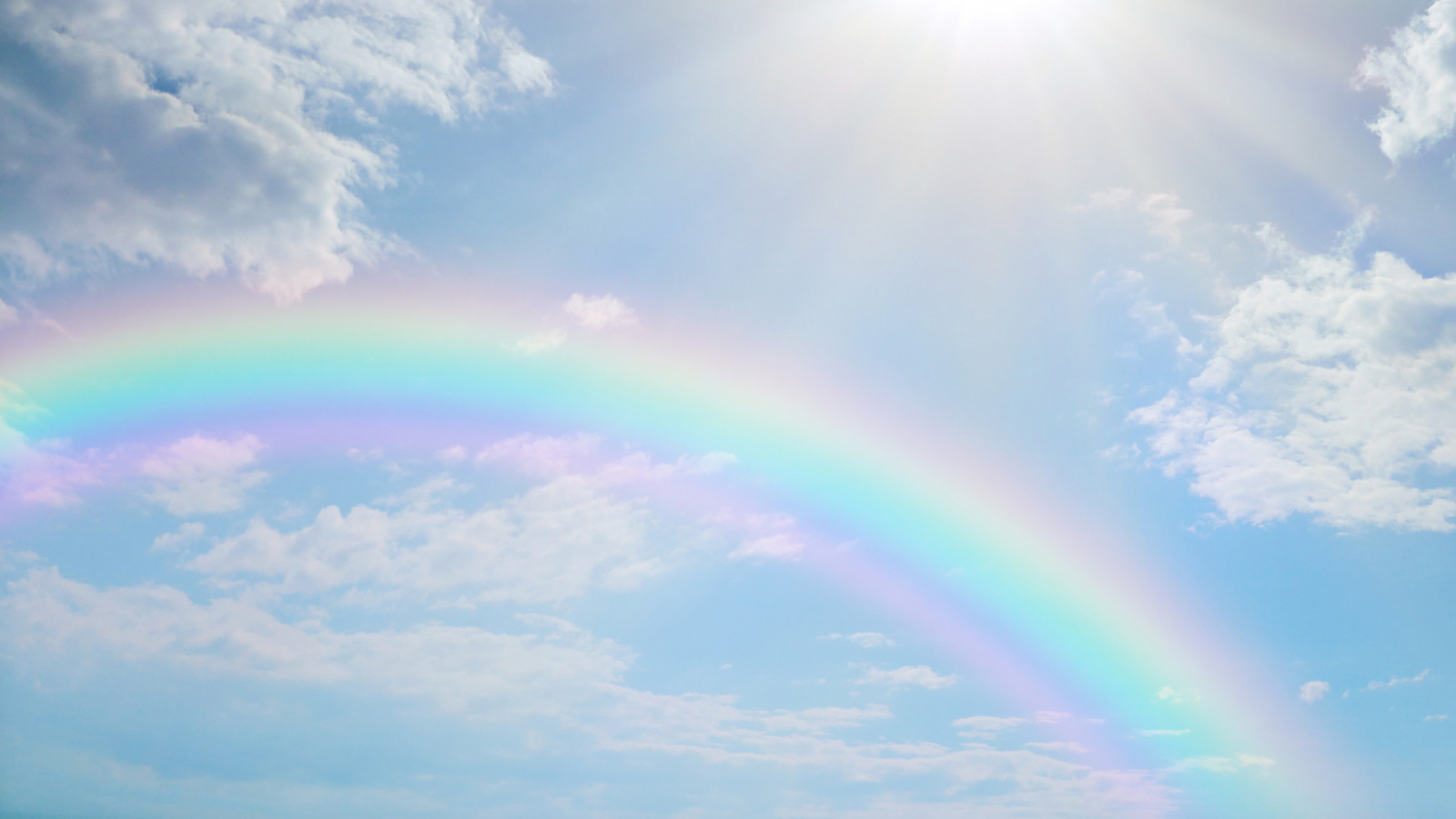 L'un des meilleurs pays du monde pour repérer des arcs-en-ciel glorieux