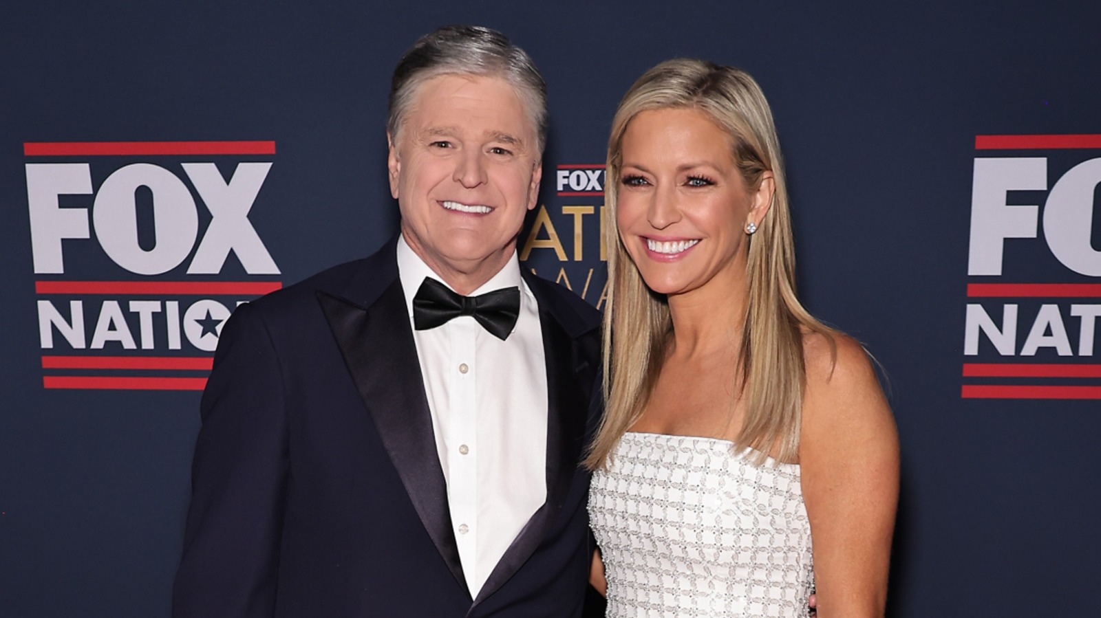 Nous ne pouvons pas ignorer ces drapeaux rouges dans la relation d'Ainsley Earhardt & Sean Hannity