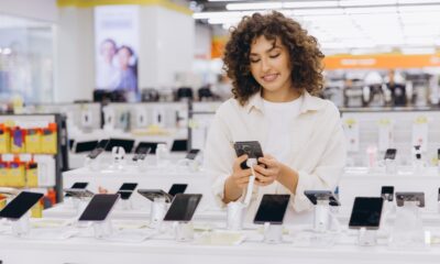 À qui appartient à Consumer Cellular et quel réseau utilise-t-il?