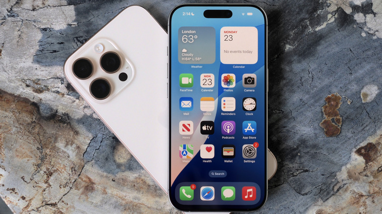 Un iPhone au-dessus d'un autre fond de granit iPhone