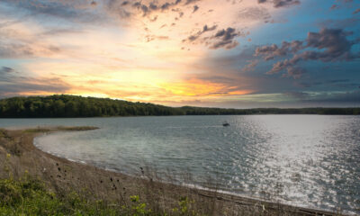 Le deuxième plus grand réservoir de l'Indiana est un superbe lac artificiel offrant des campings et des sentiers