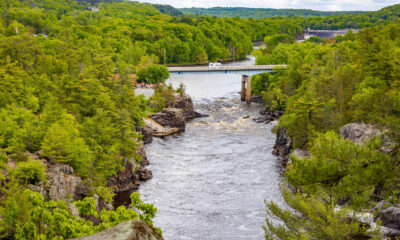 La National Scenic Riverway du Wisconsin est une destination magnifique pour les amateurs de feuillage d'automne