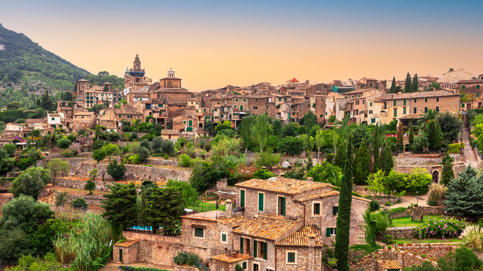 Ce bijou de montagne bien-aimé est officiellement le plus beau village d'Espagne