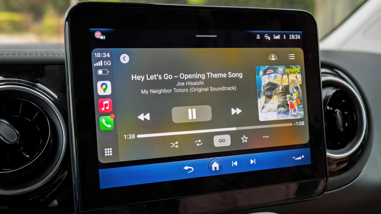 Musique jouant par l'interface Carplay