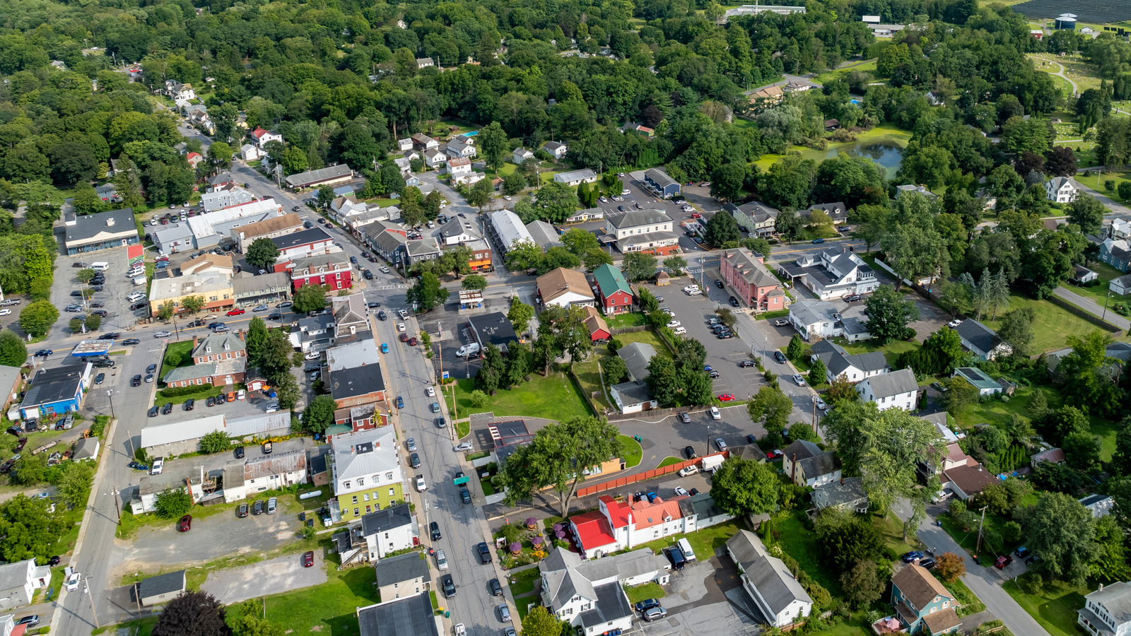 L'un des villages les plus cool de New York est un joyau pittoresque plein de charme unique sur la côte Est
