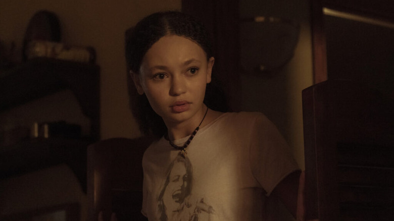 Sarah ne voit pas l'épidémie de champignons arriver dans The Last of Us