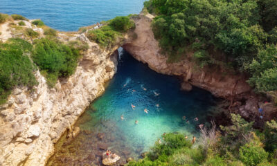 Les piscines naturelles cachées d'Italie offrent une oasis de baignade immaculée avec des vues spectaculaires