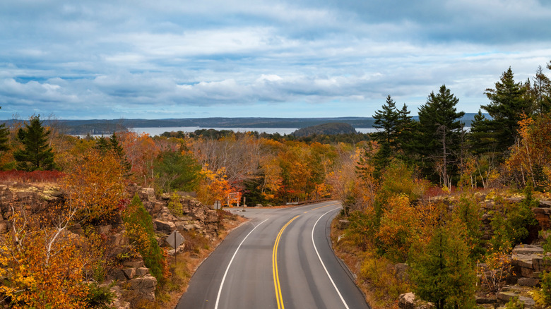 Vues depuis une route panoramique à travers le parc national Acadia, Bar Harbor, Maine