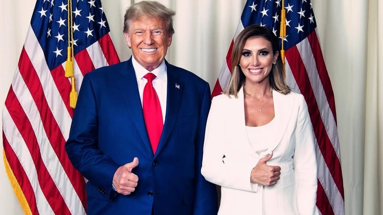 Alina Habba et Donald Trump souriants