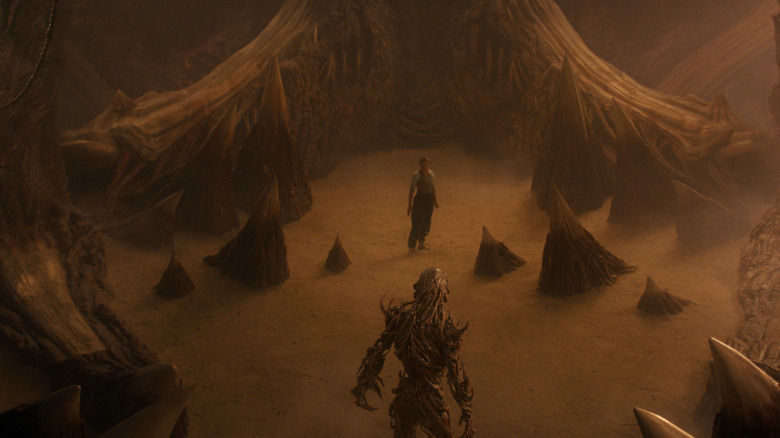 Vecna ​​affronte Onze dans la gueule d'une araignée géante dans Stranger Things