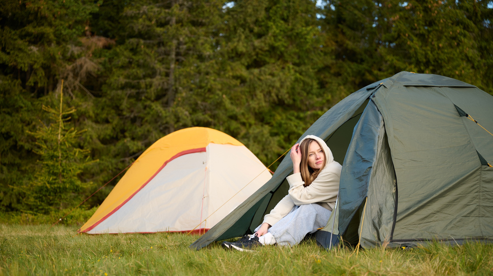 5 tentes de camping abordables que vous pouvez acheter sur Amazon pour moins de 100 $