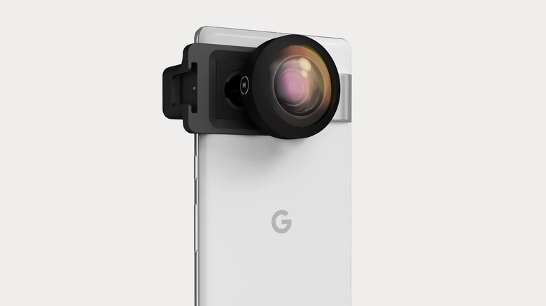 Téléphone Pixel avec objectif Moment