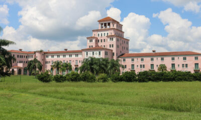 La « ville sur le cercle » de Floride est un joyau unique au bord du lac avec un charmant centre-ville