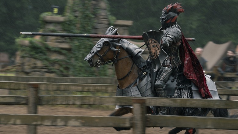 Aerion charge au combat lors du tournoi d'Ashford dans A Knight of the Seven Kingdoms