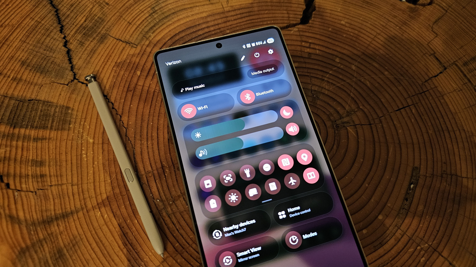 Pourquoi Samsung a-t-il supprimé le Bluetooth du S Pen ?