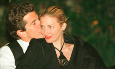 Carolyn Bessette Kennedy Des tenues toujours à la mode en 2026