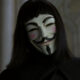 Le réalisateur de V For Vendetta révèle ses réflexions sur l'utilisation du masque par des groupes d'activistes (exclusif)