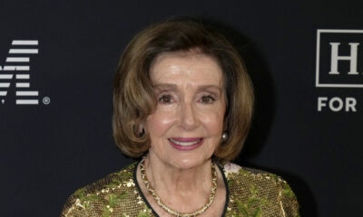 Des photos côte à côte mettent en valeur la transformation du visage de Nancy Pelosi