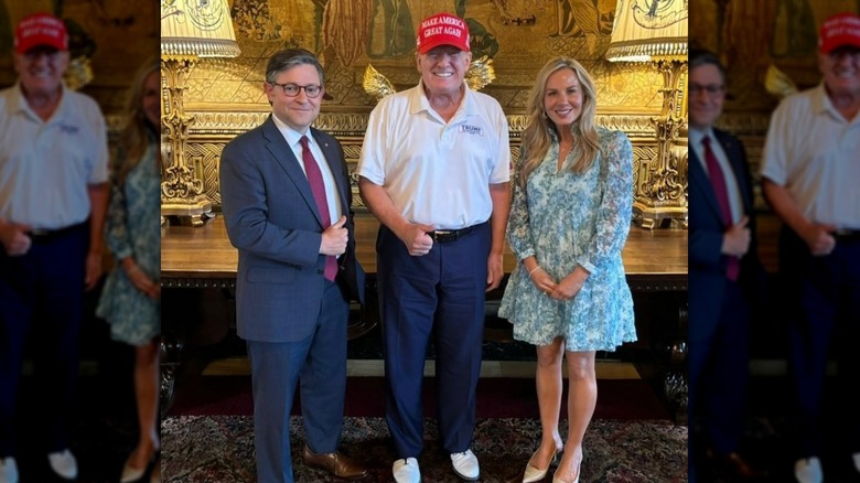 Kelly et Mike Johnson avec Trump à Mar-a-Lago en septembre 2024