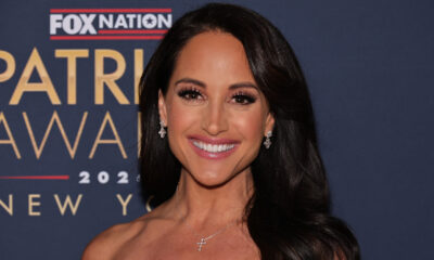 Les looks risqués que la star de Fox News Emily Compagno a osé porter à l'antenne