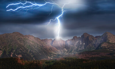 Ce panneau d'avertissement étrange signifie que vous êtes dangereusement proche de la foudre lorsque vous êtes à l'extérieur